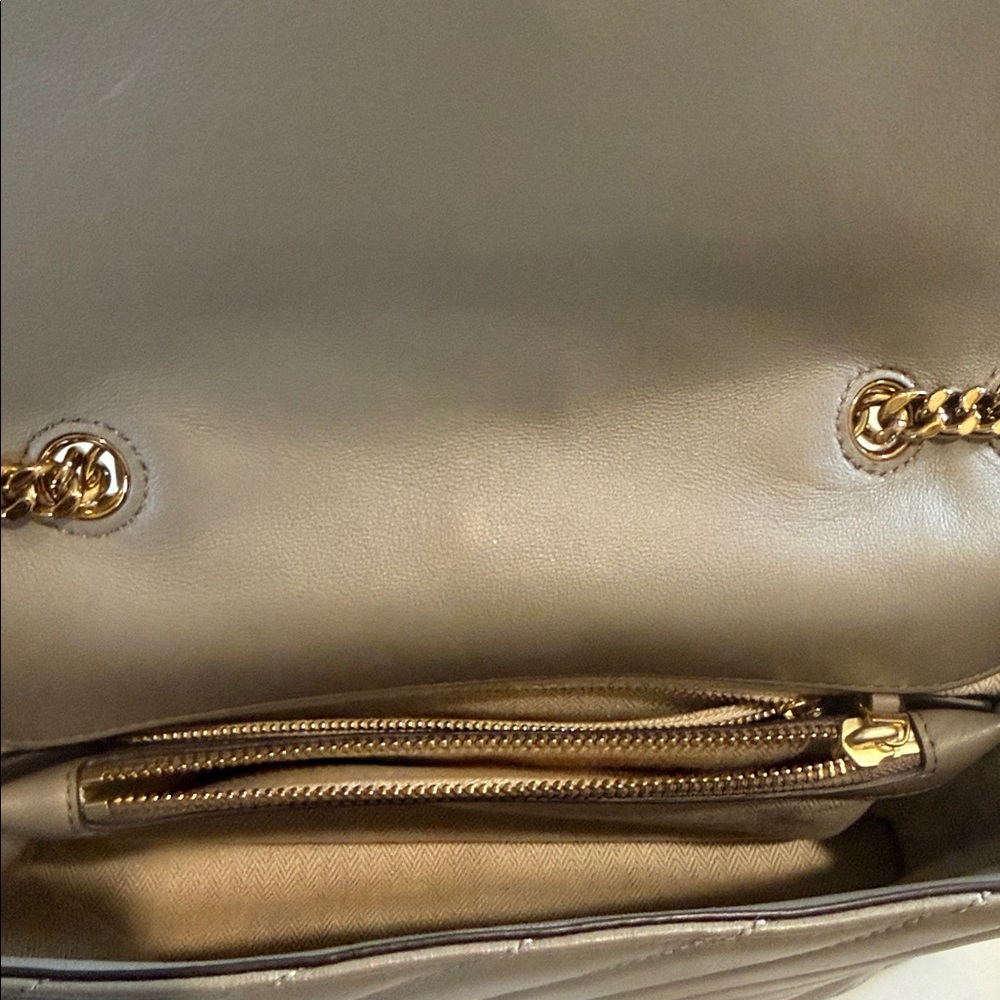Tory Burch Quilted Shoulder Bag in Gray - Picture 4 of 4